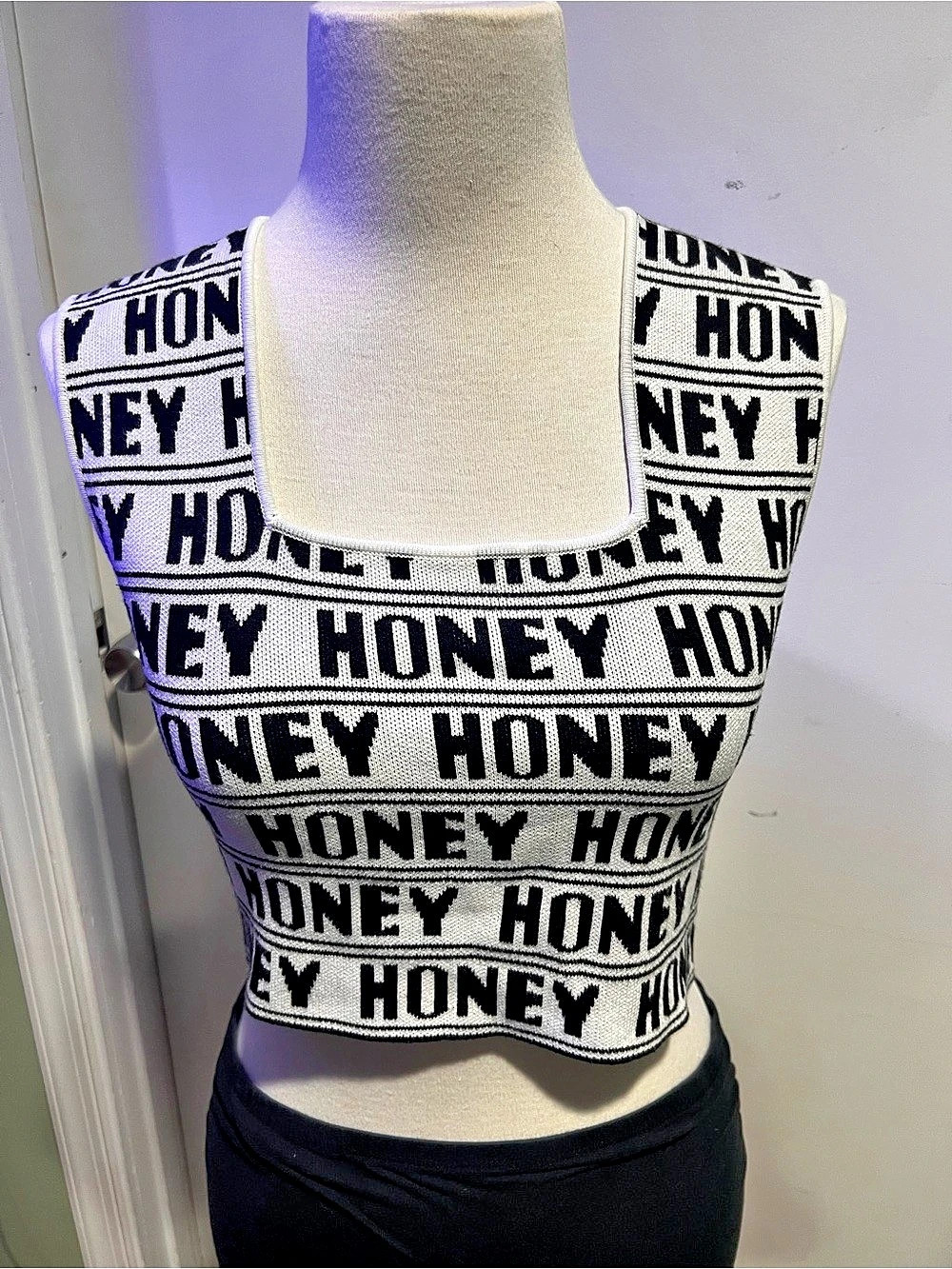 Urban Outfitters Honey Print Crop Top Size Medium Like New